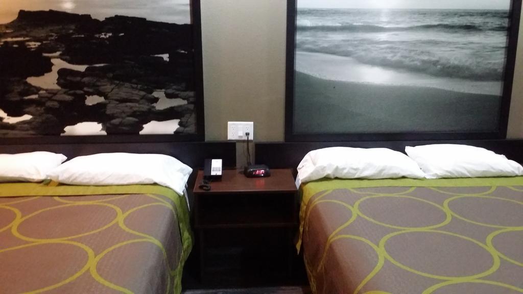 Super 8 By Wyndham San Diego/Imperial Beach Zewnętrze zdjęcie