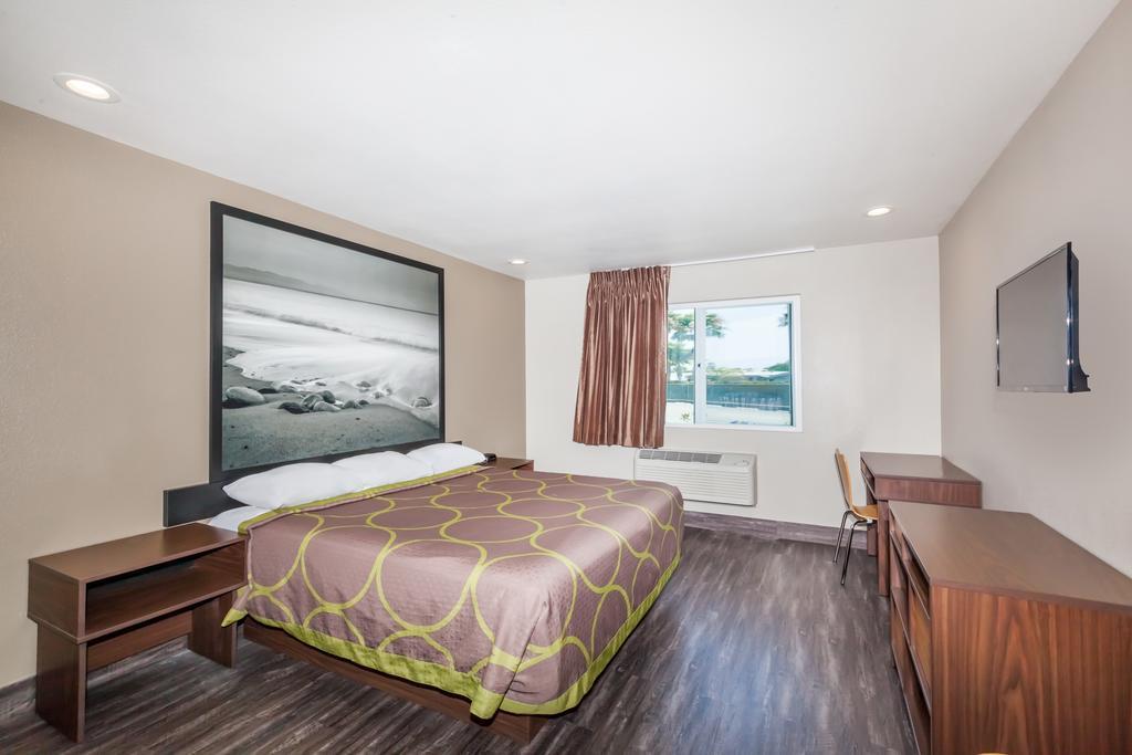 Super 8 By Wyndham San Diego/Imperial Beach Zewnętrze zdjęcie